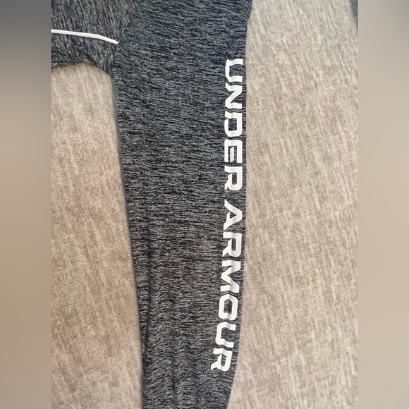 Under Armour medium UA Velocity Wordmark Hoodie heathered Gray sweatshirt EUC - Picture 9 of 12